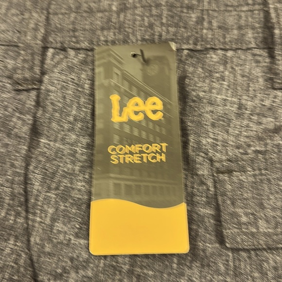 Lee Comfort Stretch Wrinkle Free Heather Grey Cargo Shorts 42 waist NWT - Picture 7 of 11